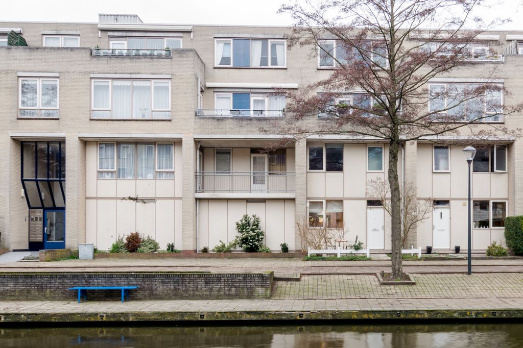 Charta 77-Vaart 92, Haarlem
