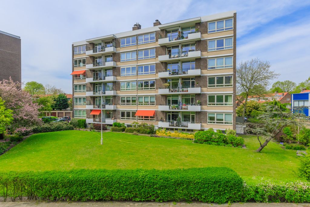Merwedeplantsoen 52, Heemstede